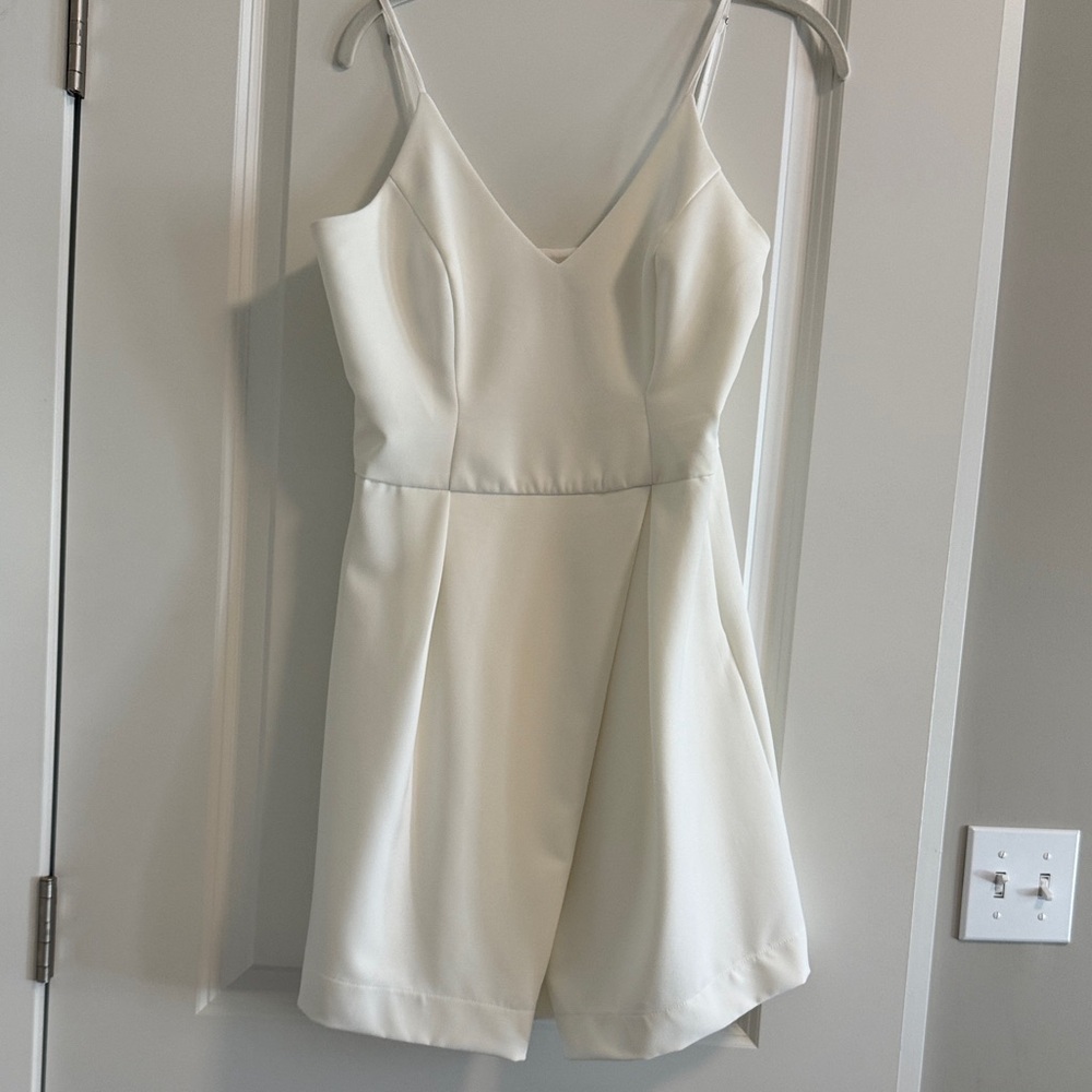 Gianni Bini White Sleeveless Dress